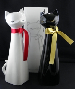 千代寿　月夜の眠り　白猫・黒猫ボトル